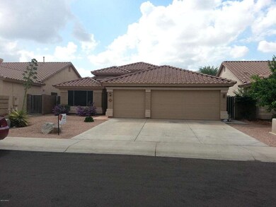 669 w douglas front 4