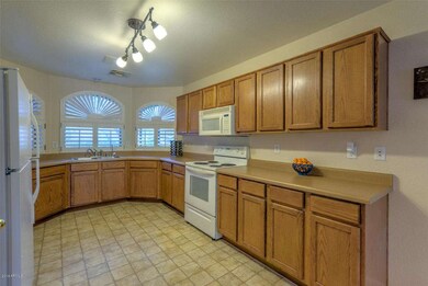 2426 W Gambit Trail Phoenix AZ-large-006