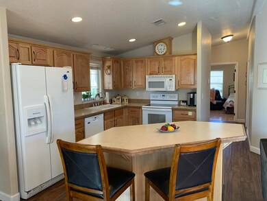 Kitchen 101 N 38th St