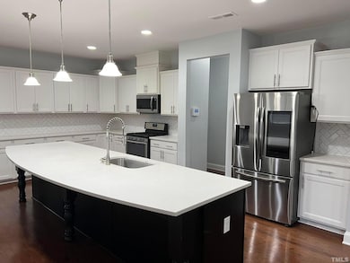 121 Red Bark Ct, Apex, NC 27539 - photo 2