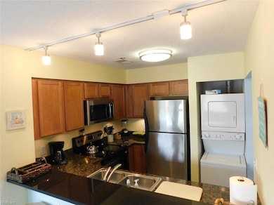 304 28th St unit 313, Virginia Beach, VA 23451 - photo 5