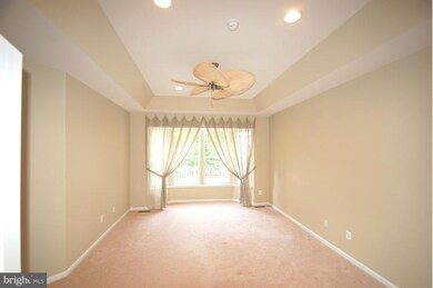 3601 Secret Grove Ct, Dumfries, VA 22025 - photo 3
