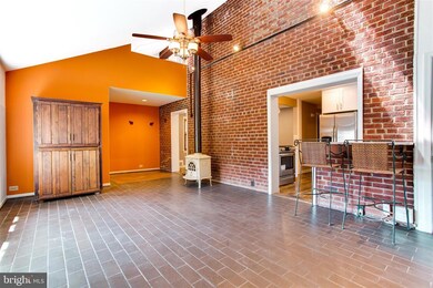 2822 Fort Dr, Alexandria, VA 22303 - photo 6