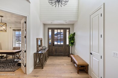 567 W Cascade Meadows Loop, Midway, UT 84049 - photo 3