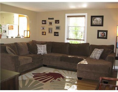 6 Edgeknoll Ave, Warwick, RI 02888 - photo 2