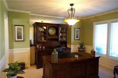 305 SW Marsh Wren St, Lees Summit, MO 64082 - photo 2