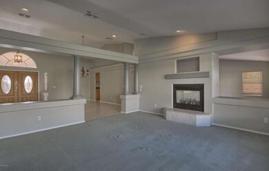 004_Living Room