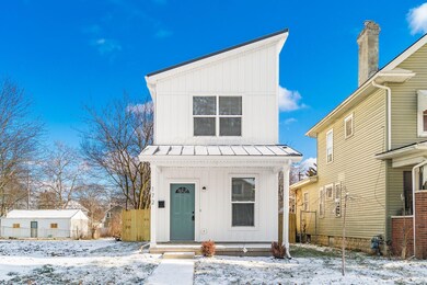 003_3_i 172 Whitethorne 068-2