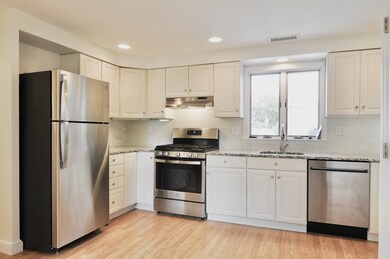 120 Farwell St unit 2, Newtonville, MA 02460 - photo 3