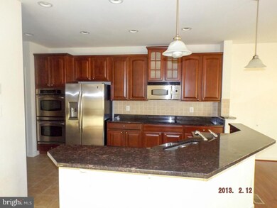 2219 Barnstable Dr, Upper Marlboro, MD 20774 - photo 3