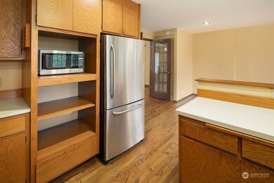 2263 72nd Ave SE, Mercer Island, WA 98040 - photo 6