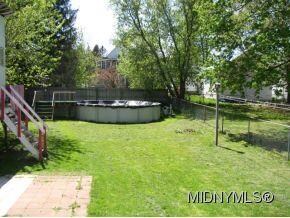 Large Fenced Yard
