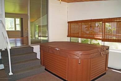 3 Seasons Room