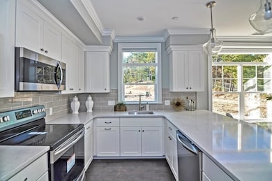 635 Old Post Rd unit 2-105, Sharon, MA 02067 - photo 2