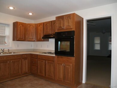 410 E Goepp St, Bethlehem, PA 18018 - photo 4