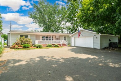 3-web-or-mls-6837-paradise-park-dr