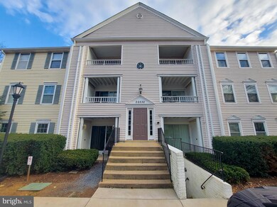 20330 Beaconfield Terrace unit 101, Germantown, MD 20874 - photo 2