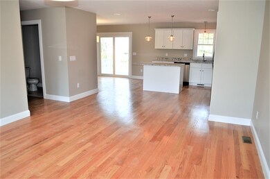 60 Danforth St unit A, Taunton, MA 02780 - photo 5
