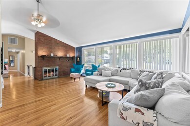 8 Blue Gentian Rd, Cranston, RI 02921 - photo 6