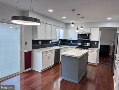 25 Annamarie Dr, Morrisville, PA 19067 - photo 6