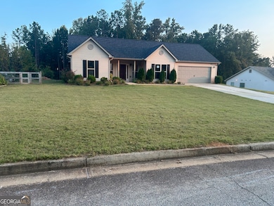 768 Stag Run Dr, Mansfield, GA 30055 - photo 2