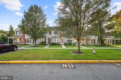 749 Garrison Ct unit 749, West Deptford, NJ 08051 - photo 2