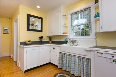 36 Vernon St, Saco, ME 04072 - photo 4