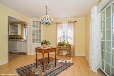 07_39TowerHillRd_18D_2_DiningRoom_MLSuse