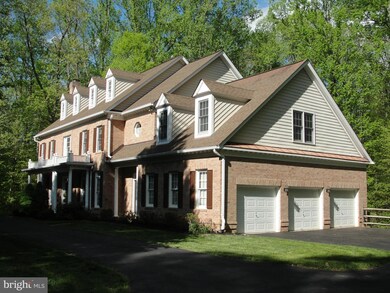 7121 Twelve Oaks Dr, Fairfax Station, VA 22039 - photo 2