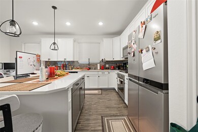 5122 Emma Forest St, Houston, TX 77018 - photo 6