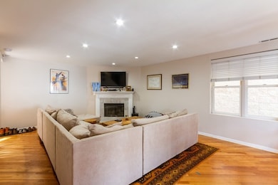 2851 N Southport Ave unit GAR1, Chicago, IL 60657 - photo 7