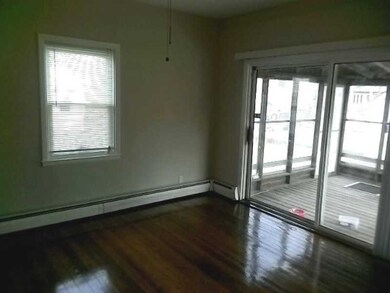 11 Wainwright St, Providence, RI 02908 - photo 6