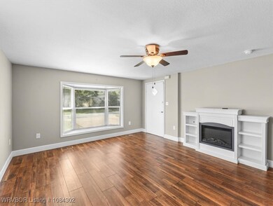 802 F St, Barling, AR 72923 - photo 7