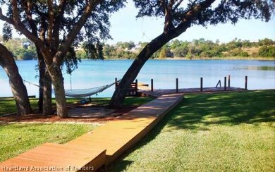 240 Huntley Oaks Blvd, Lake Placid, FL 33852 - photo 6