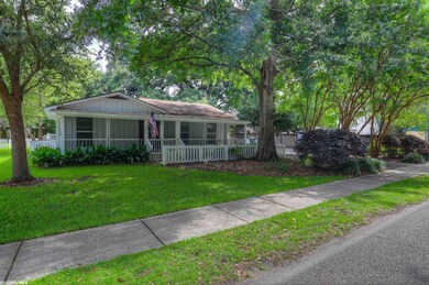 711 Magnolia Ave, Daphne, AL 36526 - photo 2