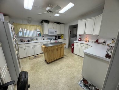 855 Mahogany Ridge Dr, Davenport, FL 33897 - photo 7