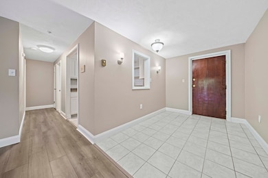 60 Greentree Ln unit 29, South Weymouth, MA 02190 - photo 5