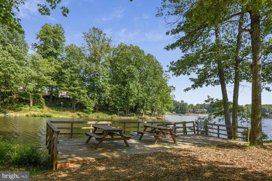 4624 Timber Ridge Dr, Dumfries, VA 22025 - photo 5