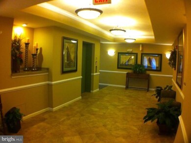 411 Hamlet Club Dr unit 205, Edgewater, MD 21037 - photo 3