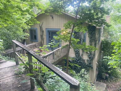 5669 Lakeview Blvd, Goodrich, MI 48438 - photo 2