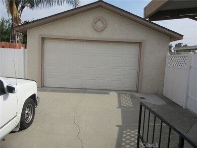 14754 Iris Dr, Fontana, CA 92335 - photo 6