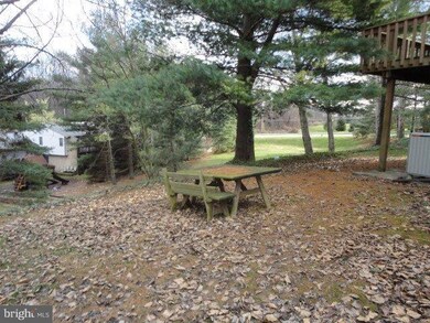 2121 Chapel Valley Ln, Lutherville Timonium, MD 21093 - photo 2