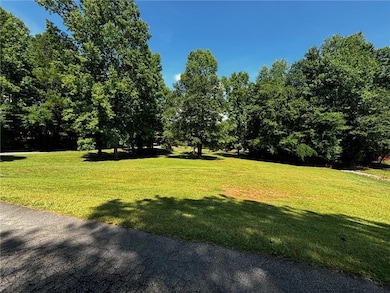 116 Valley View Dr, Maysville, GA 30558 - photo 4