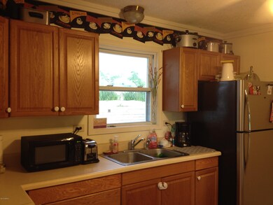 506 E Apache Fremont 023