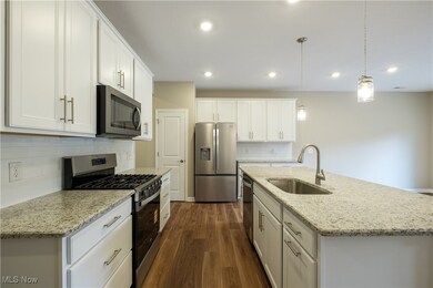 950 Memory Ln, Aurora, OH 44202 - photo 4