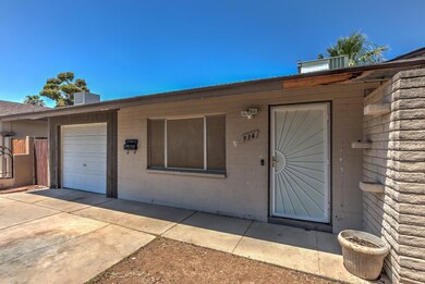 934 E 8th Ave-5