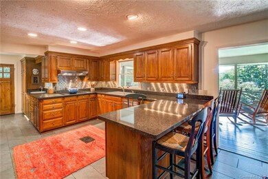 Open Kitchen with granite peninsula