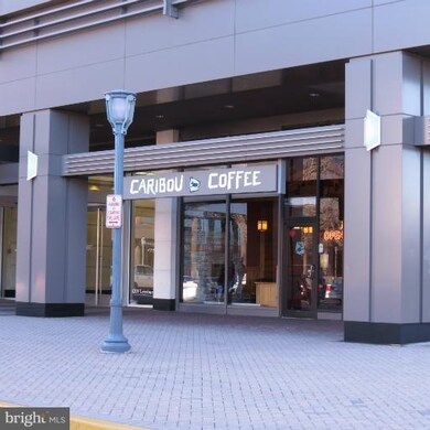 5573 Seminary Rd unit 316, Baileys Crossroads, VA 22041 - photo 2