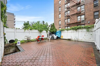 41-20 Elbertson St, Elmhurst, NY 11373 - photo 7