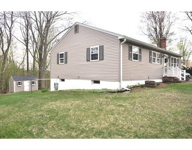 530 Rollstone Rd, Fitchburg, MA 01420 - photo 5